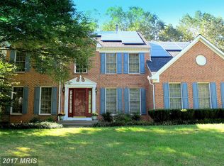 19810 Falling Spring Ct, Gaithersburg, MD 20882