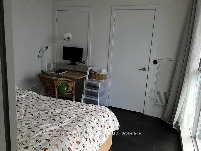297 College St #1507 — Photo 5