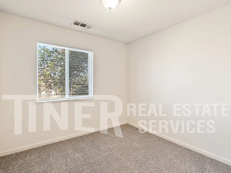 5710 Cypress Ave — Photo 16