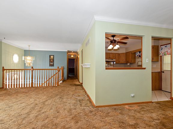 4th image of 15300 Las Flores Ln