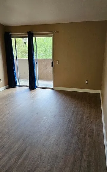 231 W Horizon Ridge Pkwy #123 — Photo 8
