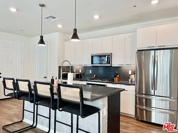 4th image of 27482 Boulderview Way