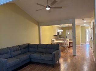 2520 Gordon Glen Ct APT 101, Raleigh, NC 27617