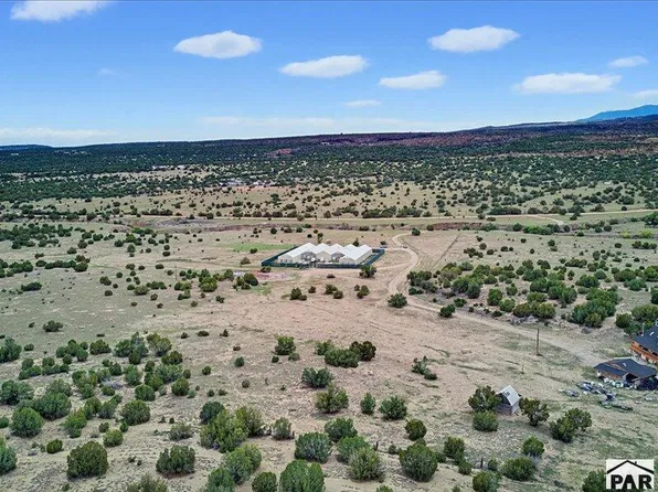 8217 W Red Creek Springs Rd, Pueblo, CO 81005