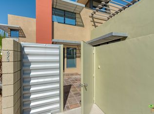 673 E Arenas Rd, Palm Springs, CA 92262