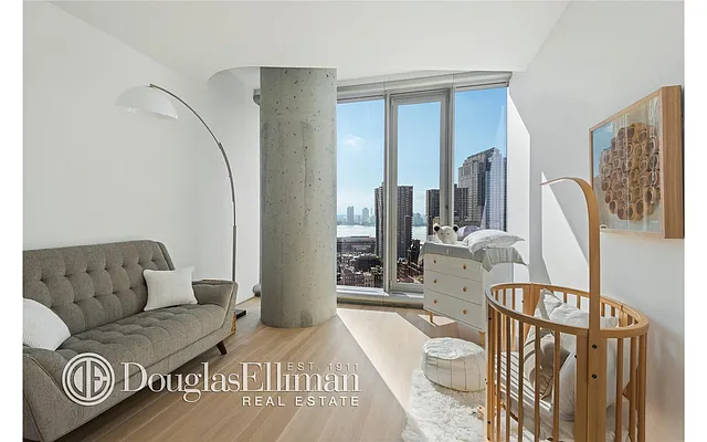 Sold by Douglas Elliman | media 8