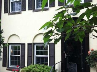 2940 Espana Ct, Fairfax, VA 22031