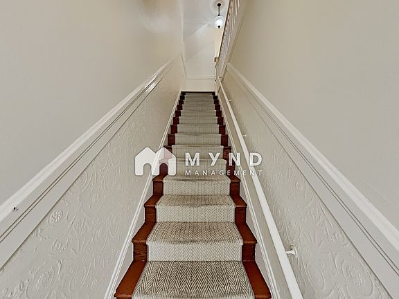 3rd image of 2241 Leavenworth St