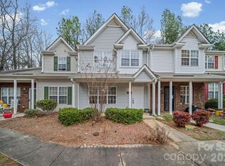 6766 Cypress Tree Ln, Charlotte, NC 28215