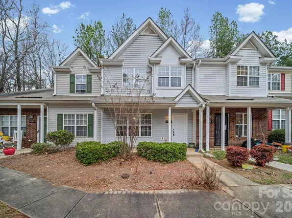 6766 Cypress Tree Ln, Charlotte, NC 28215