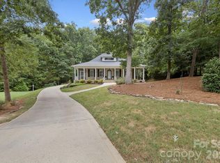 8834 Wingard Rd, Waxhaw, NC 28173