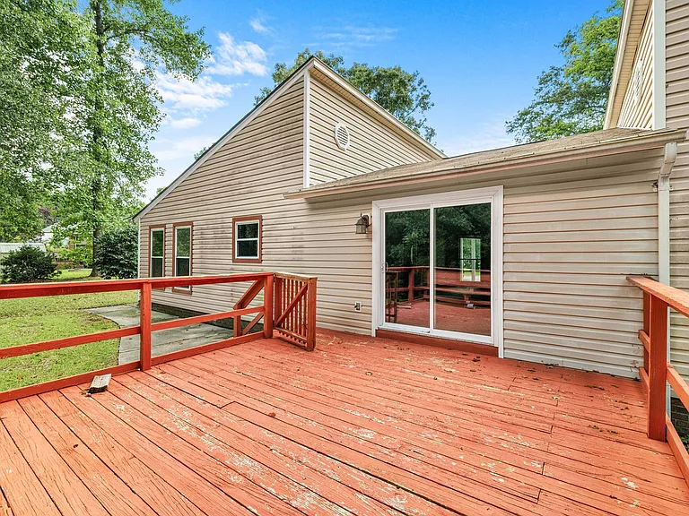 934 Welsh Ln — Photo 30