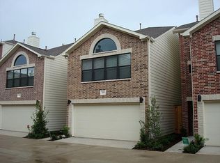 3646 Main Plaza Dr, Houston, TX 77025