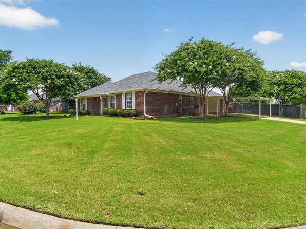 145 48th St SE, Paris, TX 75462