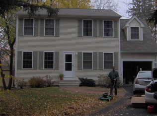 107 New London Ave, Warwick, RI 02886