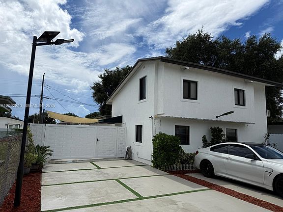 4th image of 1114 NW 76th St