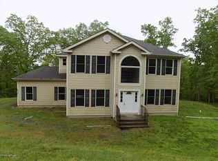2630 Huck Ln, East Stroudsburg, PA 18302