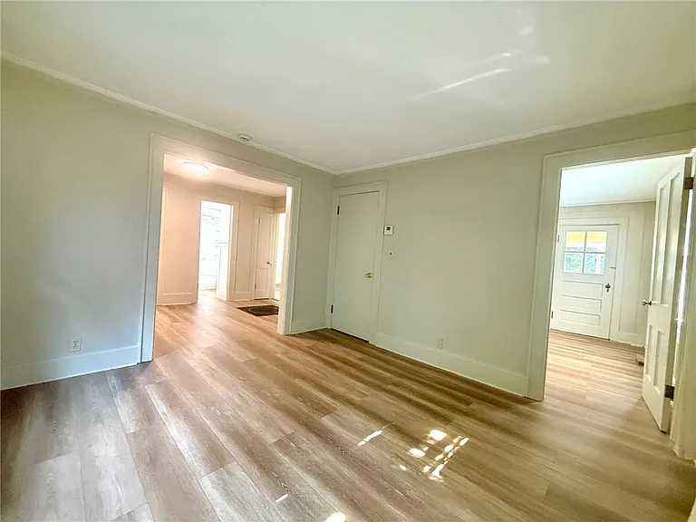5156 Saint Paul Blvd — Photo 19
