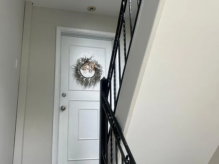 134 Napier St #3 — Photo 32
