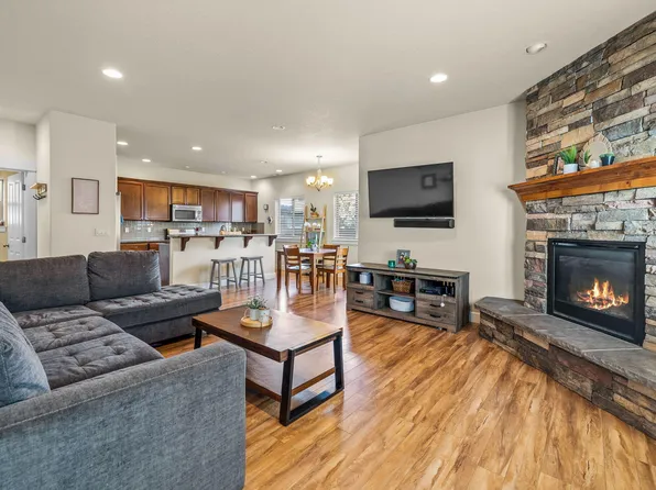 21368 NE Evelyn Pl, Bend, OR 97701