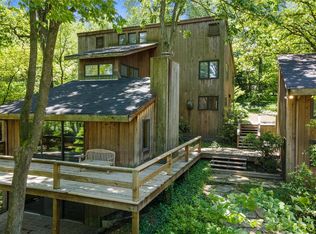 920 Singlepath Ln, Saint Louis, MO 63122