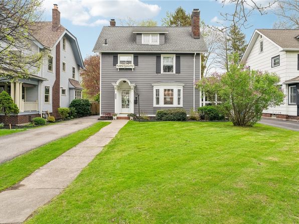 922 N Winton Rd, Rochester, NY 14609