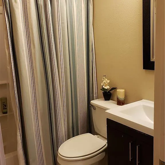 4543 Carrollton Ave — Photo 29