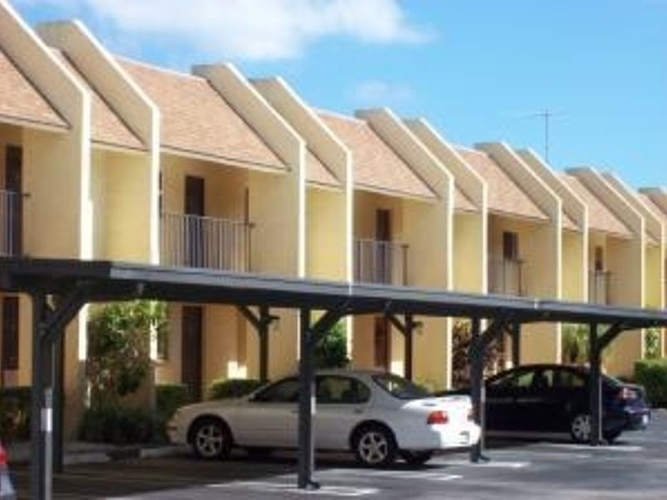 1st image of 2945 SW 22nd Ave APT 204