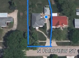 206 N Fairview St, Exira, IA 50076