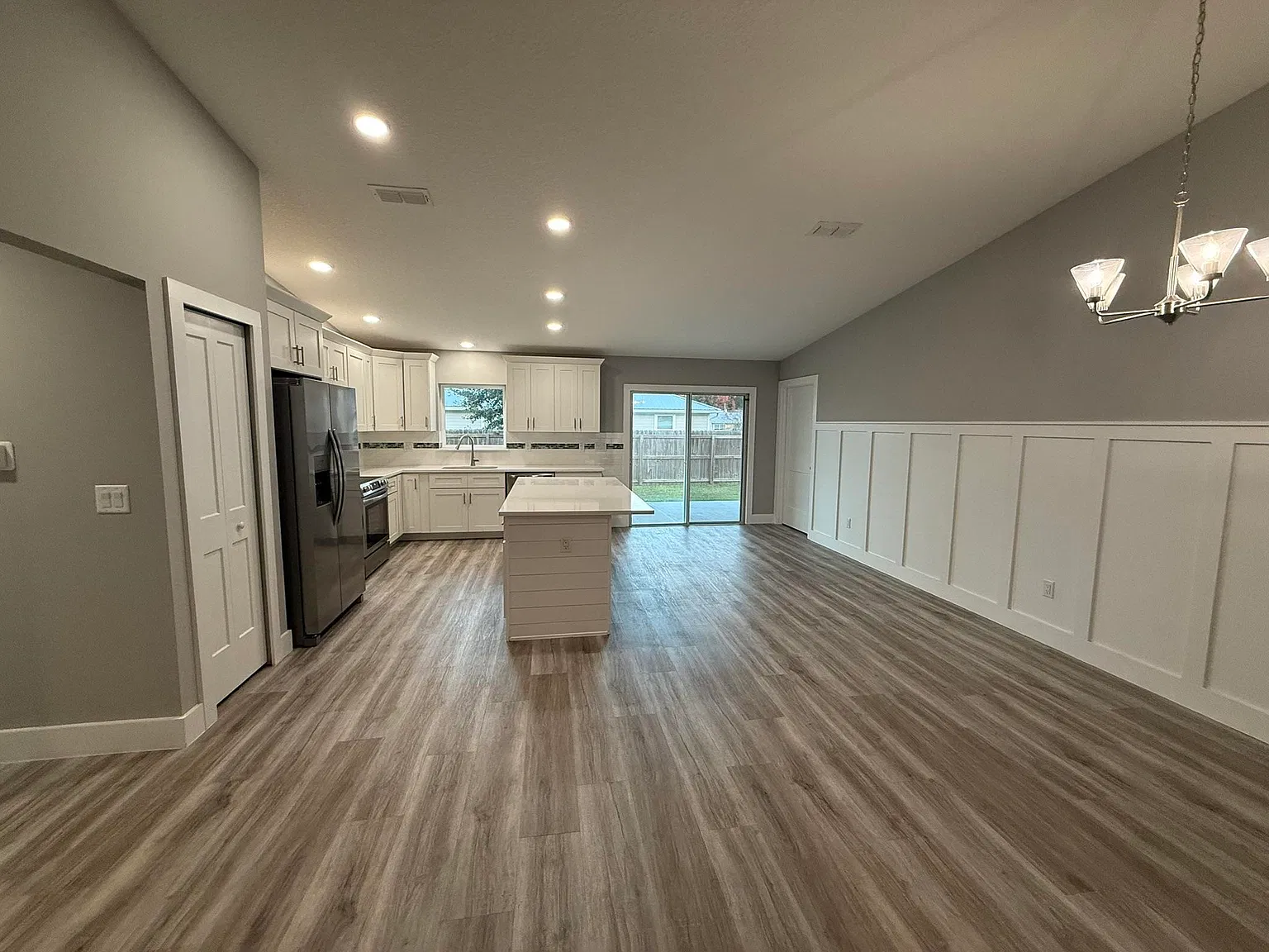 4 bed, 1778 sqft, $2,799 — Photo 3