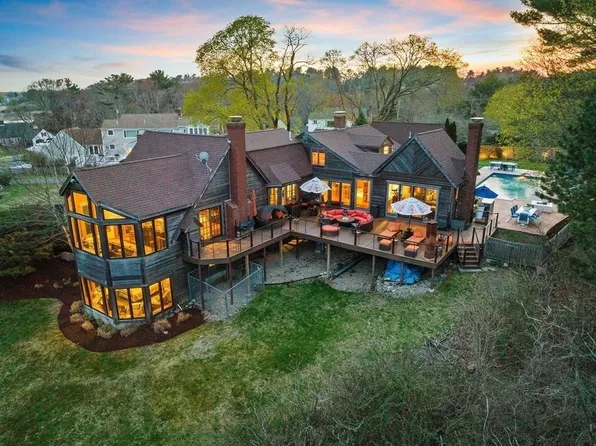 41 Hicks Point Rd, Duxbury, MA 02332