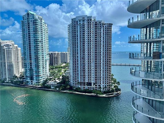 5th image of 300 S Biscayne Blvd APT 2006