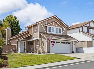 1917 Rosewood St, Vista, CA 92081
