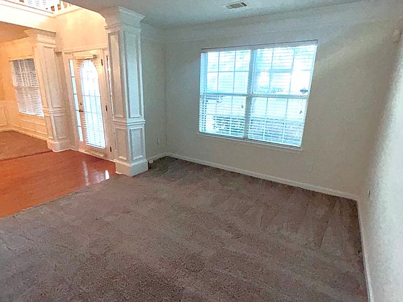 3rd image of 1795 Tuftstown Ct