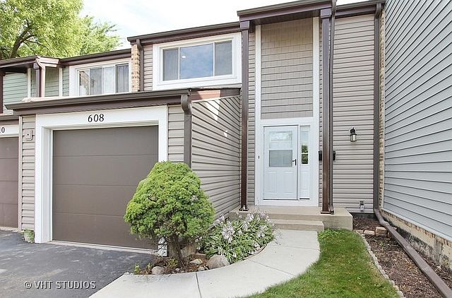 1st image of 608 Westwood Ct