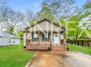 607 30th St N, Pell City, AL 35125