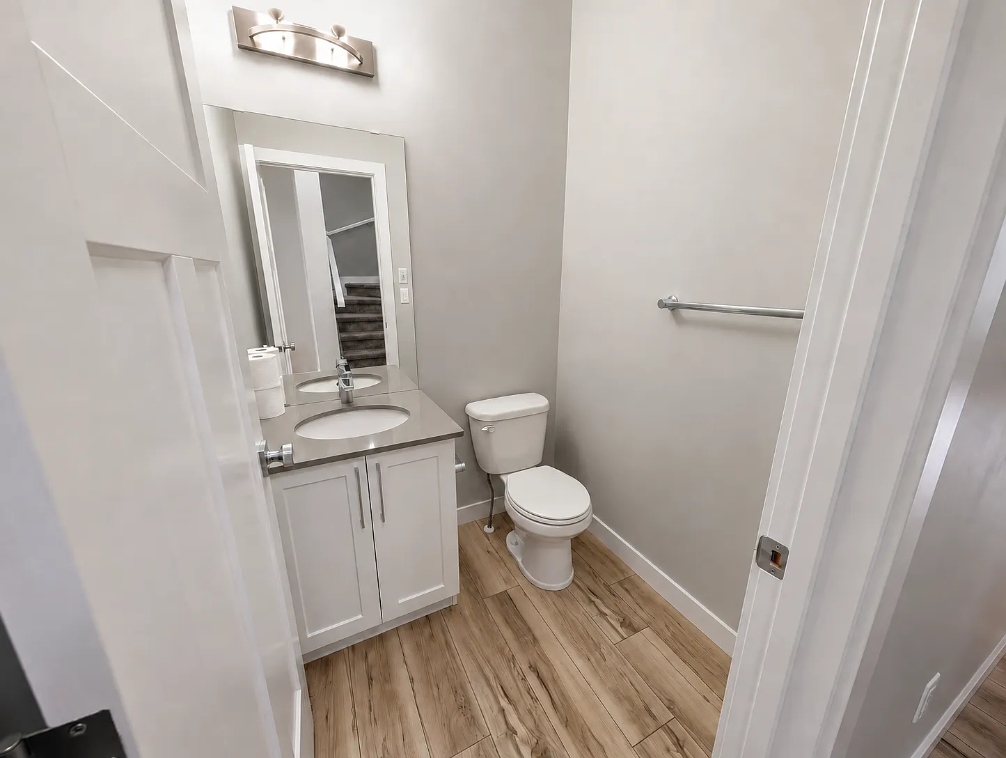 Webber Greens 3 Bedroom Like New Home For Rent — Photo 1