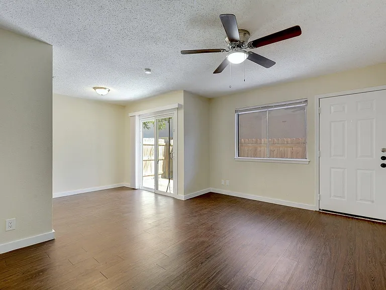 4802 W Wind Trl #103 — Photo 10