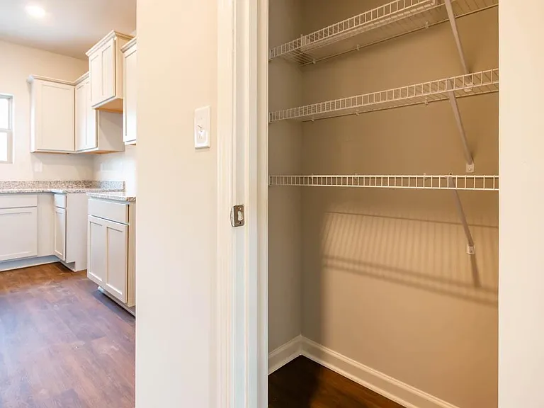 1244 Brookstone Cir NE — Photo 3
