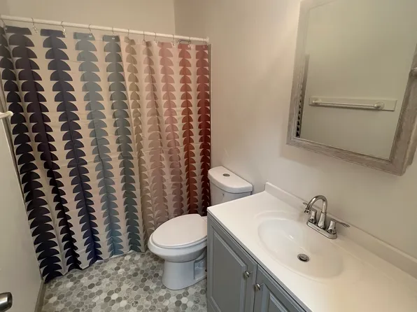 210 Greystone Ave #211-4, Seneca, PA 16346