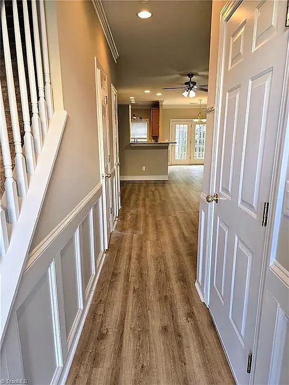 3 bed, 1484 sqft, $1,800 — Photo 2