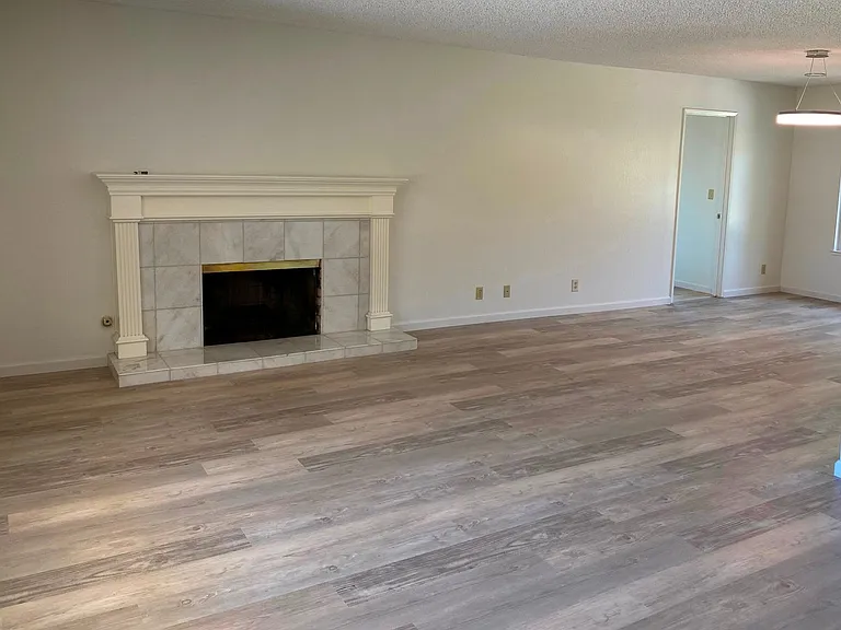 507 Walnut Ct — Photo 3
