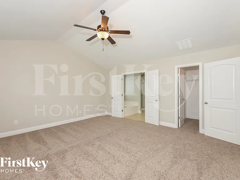 6275 Cove Creek Dr — Photo 7