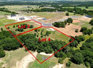 132 Blackstar Ln, Decatur, TX 76234