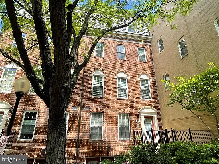 1903 Kalorama Pl NW #1021 — Photo 1