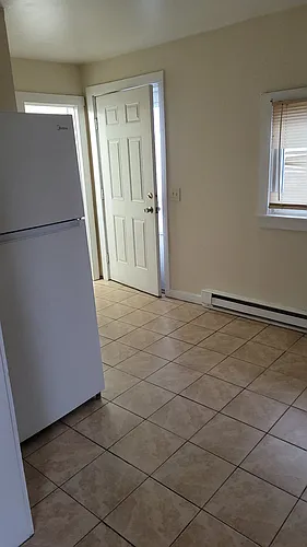 36 Catharine St #2 Photo 1