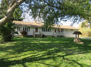 295 Riga Mumford Rd, Churchville, NY 14428