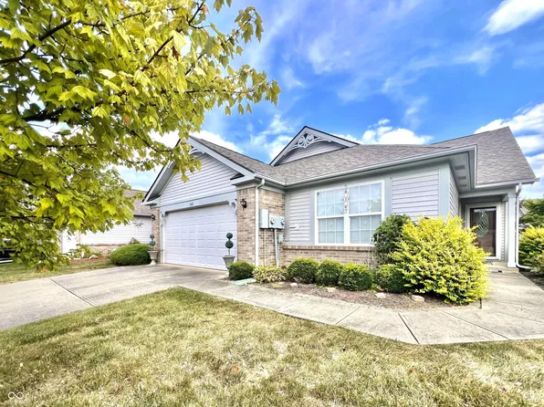 6421 E Walton Dr, Camby, IN 46113