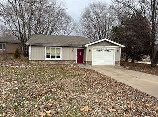 301 Appaloosa Trl, Ogden, KS 66517