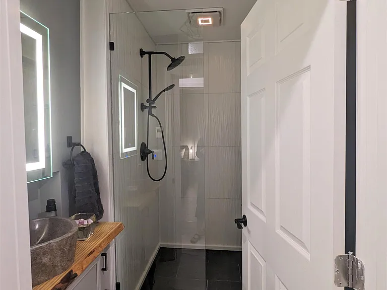 232 Broadway #B — Photo 11